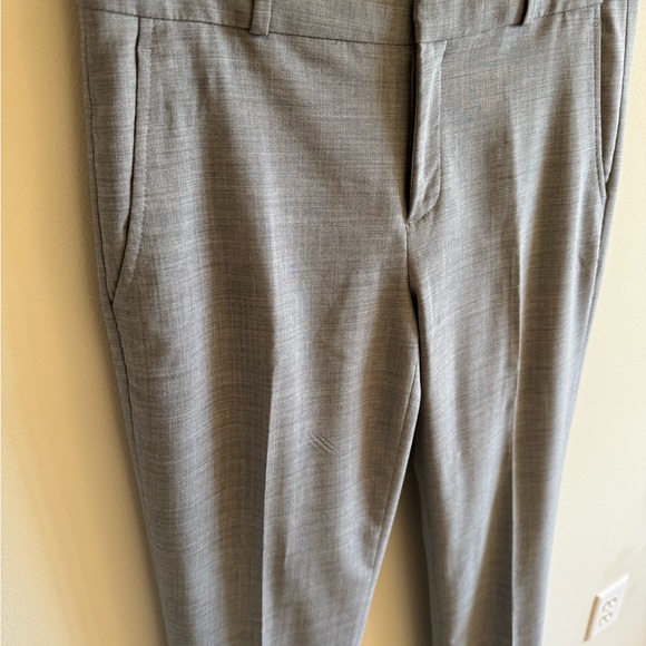 Size 4 Gray Banana Republic Slacks - Picture 15 of 17